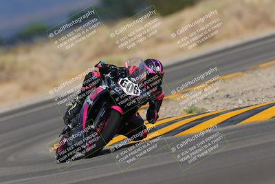 media/Sep-11-2022-SoCal Trackdays (Sun) [[81b7e951af]]/Turn 16 (945am)/